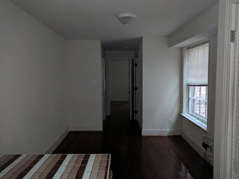 3320 Ellwood Ave.* — Photo 12