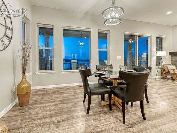 2nd image of 2543 Lakes Edge Dr
