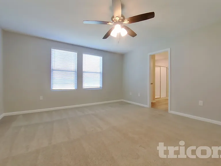 15619 Merlin Ave — Photo 6