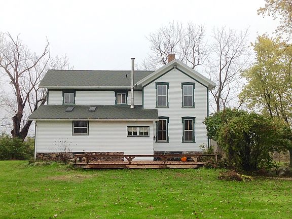 3rd image of 3028 76th St SE