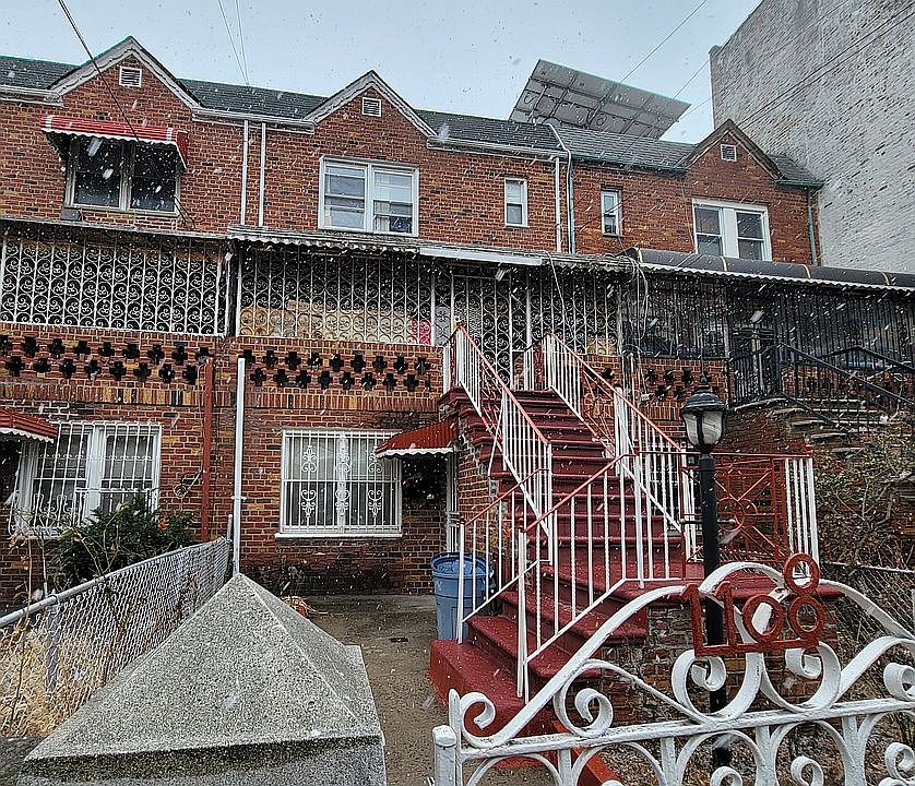 1st image of 1108 Willmohr St