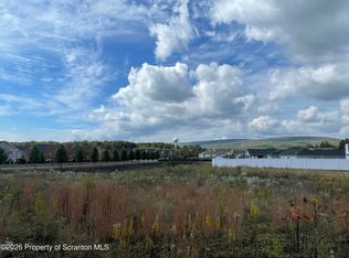 103 Osprey Ln, Archbald, PA 18403