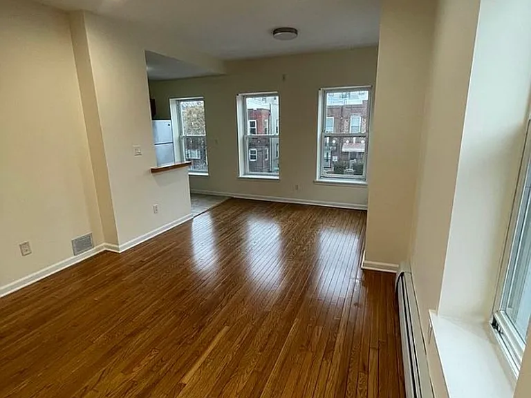 2401 Beverley Rd #2-F — Photo 1
