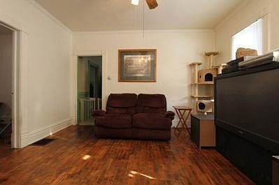 3rd image of 1318 Hamilton Ave NE