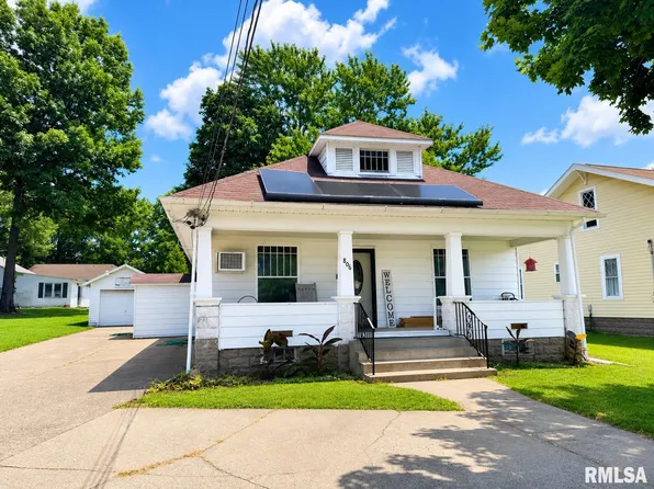 806 S Division St, Carterville, IL 62918