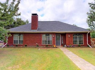 112 Weakes St, Eustace, TX 75124