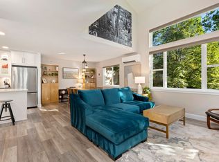 826 Thornwood Cir, Longmont, CO 80503