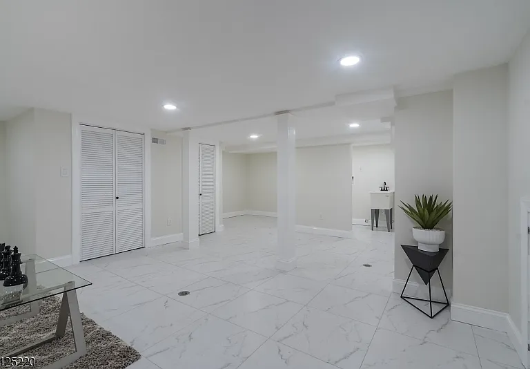 6 Dawes Ave — Photo 30