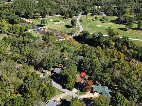 4th image of 7 Minentonka Dr