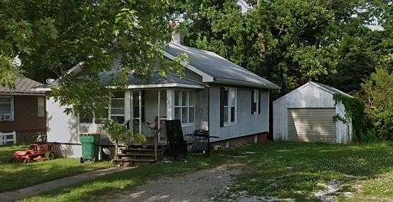 Chandler Blvd, Macomb — Photo 2