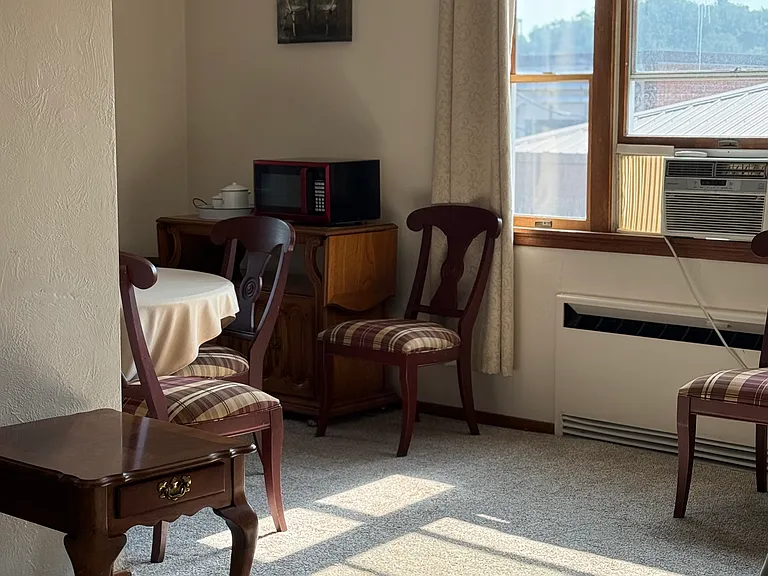 419 Shady Ave — Photo 3