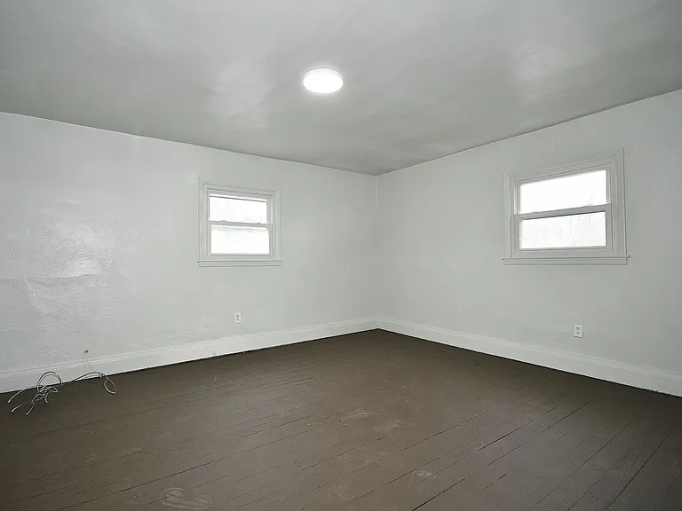 1243 Evans St — Photo 20