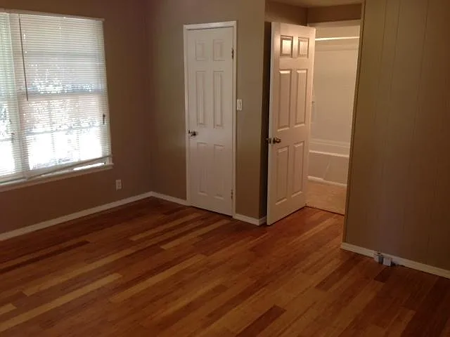 6700 Gloria Ave — Photo 6