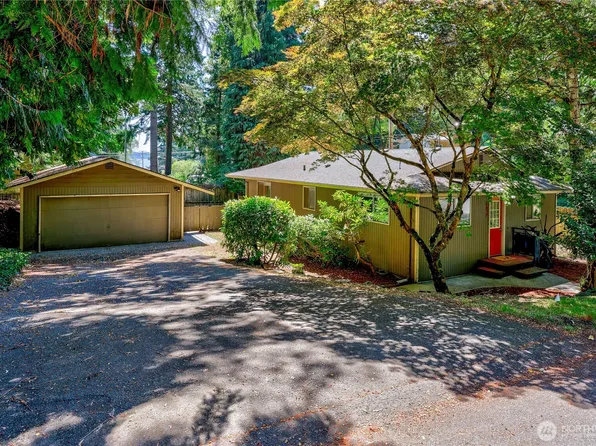 9191 NE Loughrey Avenue, Indianola, WA 98342