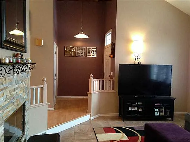 7356 Woodshire Ln photo 1