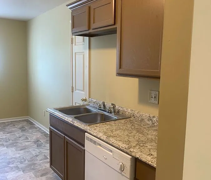 3314 S Oxford Ave #B — Photo 5