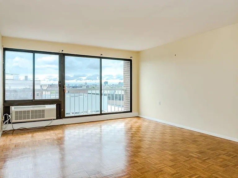 1105 Massachusetts Ave #7H — Photo 14