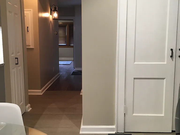 37 W Tompkins St #B — Photo 11
