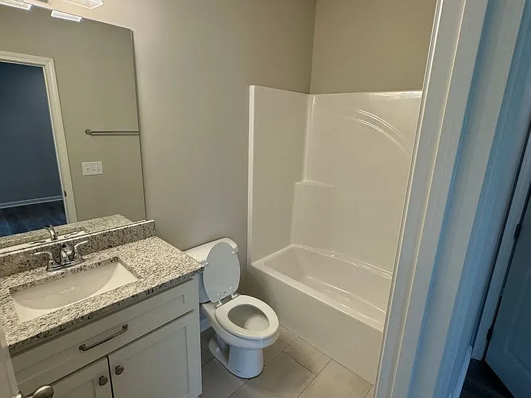 3355 Arnold Ave — Photo 3