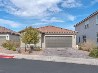8106 Guadiano Ave, Las Vegas, NV 89113