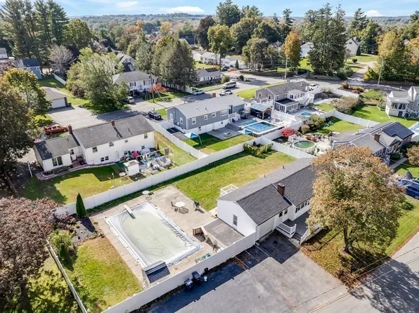 18 Gaywood Cir, Methuen, MA 01844