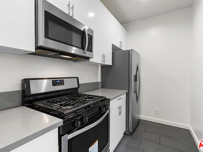 424 S Westmoreland Ave #306 — Photo 13