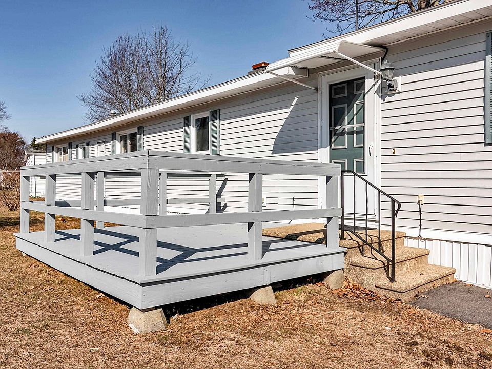 47 Scott Avenue, Seabrook, NH 03874 | Zillow