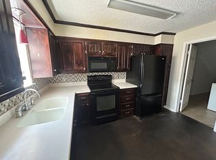 1402 S 12th St, Waco, TX 76706