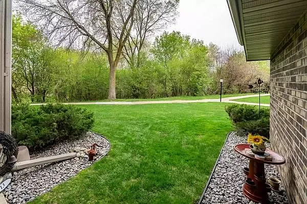 2160 Ridge Dr #13 — Photo 2