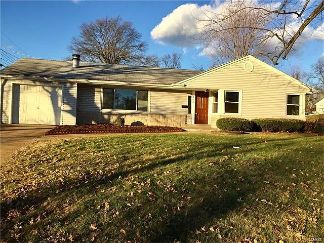 115 Huntleigh Dr photo 1