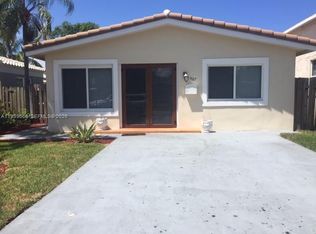 1527 Adams St, Hollywood, FL 33020