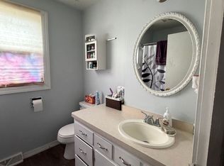 607 2nd St #607, Menasha, WI 54952