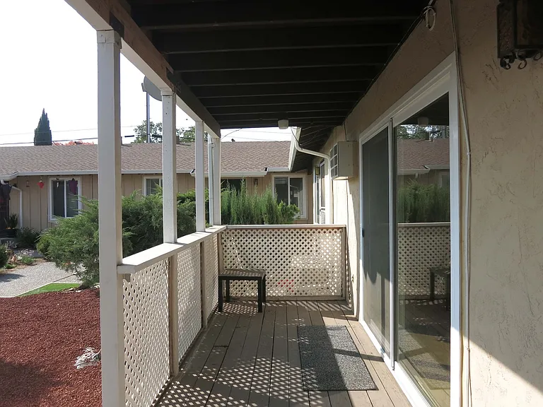 La Alameda 15265 — Photo 12