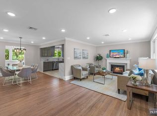 191 Wortendyke Ave, Emerson, NJ 07630