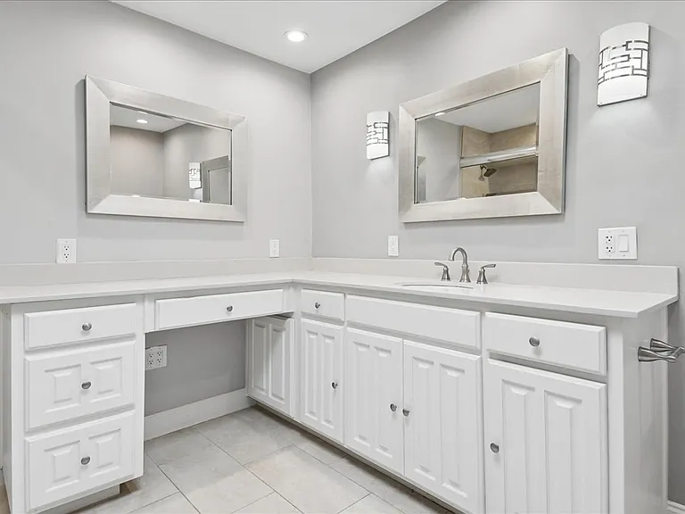 3618 Gillespie St #108 — Photo 15
