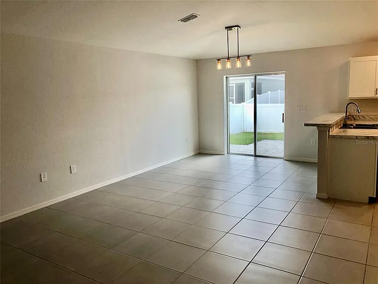 332 Cascara Ln — Photo 4