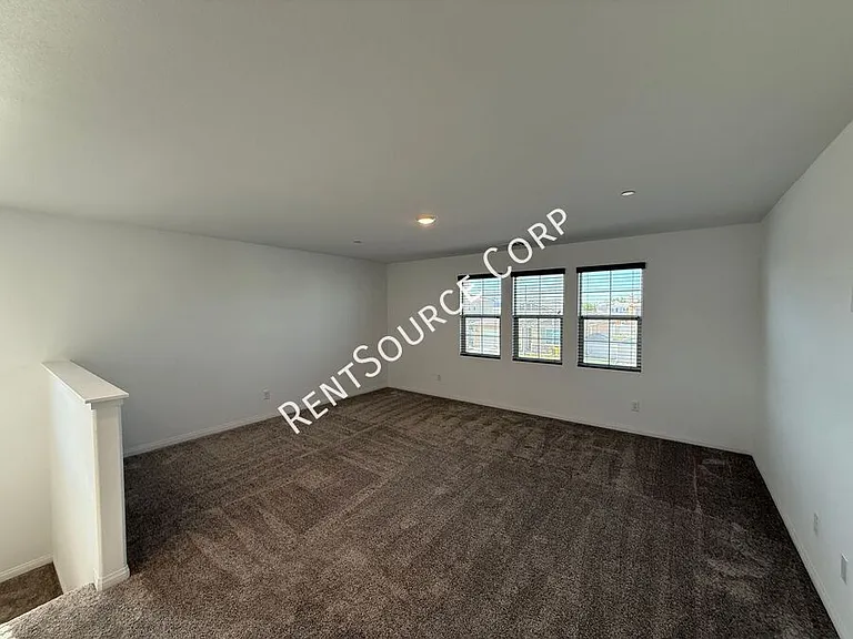 6030 W Avenue J9 — Photo 12