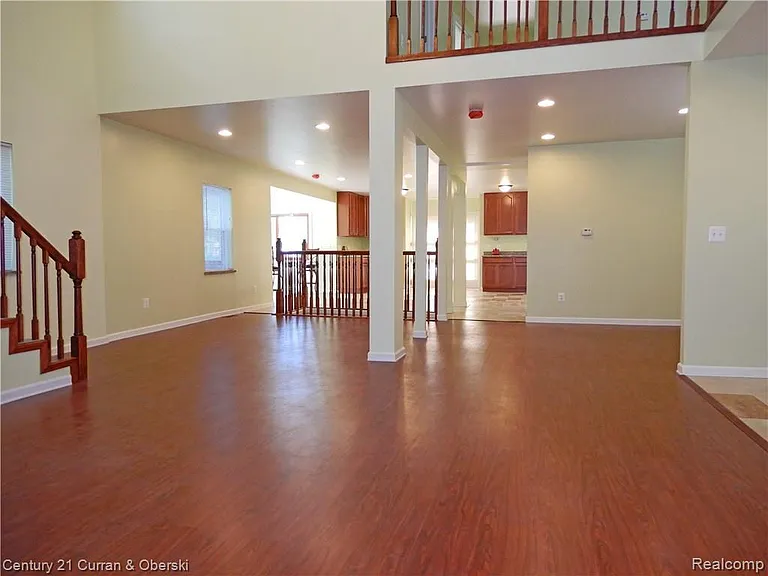 6550 N Inkster Rd — Photo 11