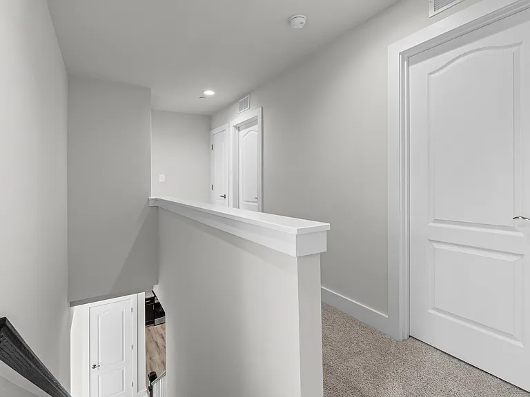 112 Rose Ct — Photo 14
