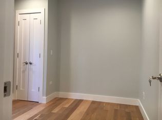 2172 33rd St, Astoria, NY 11105
