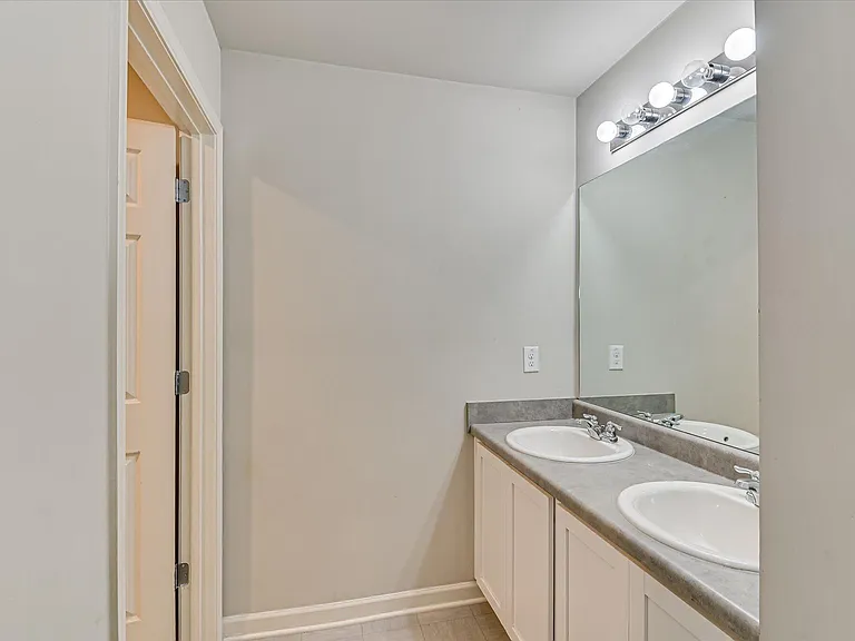 3052 Pepperhill Dr — Photo 31