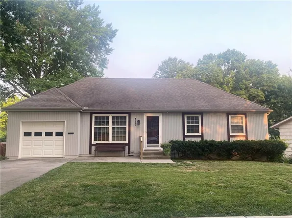 5020 N Kensington Ave, Kansas City, MO 64119
