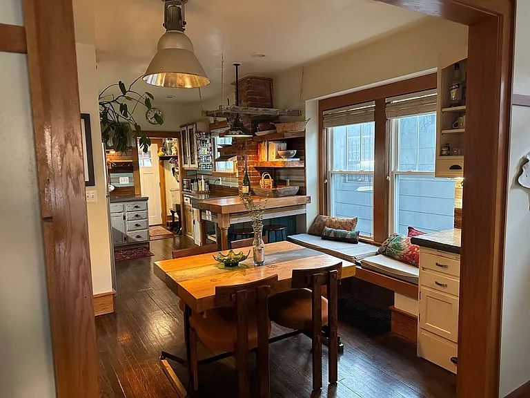 4243 Kenwood Ave — Photo 13