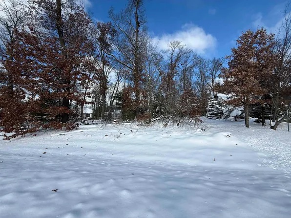 248 Wildwood Ln, Wisconsin Dells, WI 53965