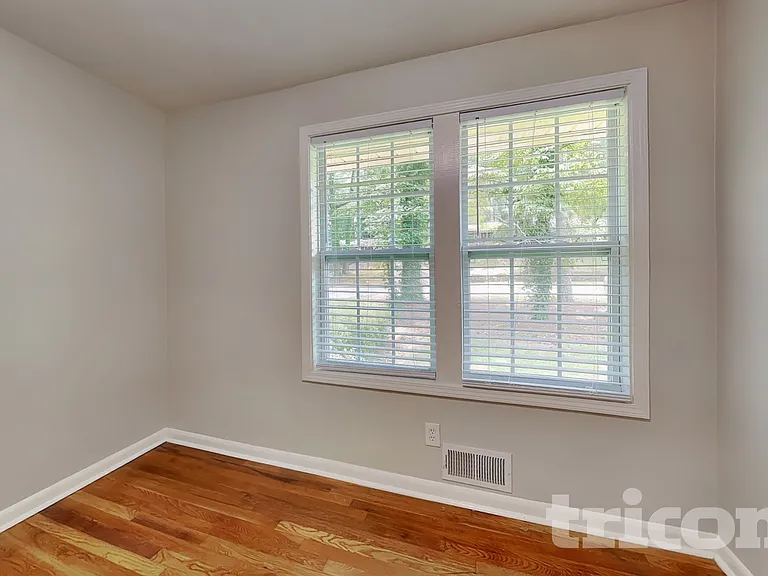 381 Waterford Rd NW — Photo 12