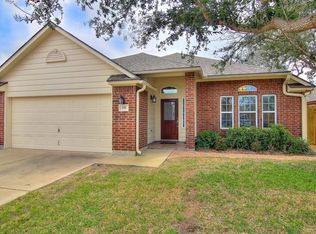 157 Whistlers Cove Rd, Rockport, TX 78382