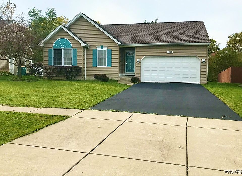 1422 Evergreen Dr, Lake View, NY 14085 Zillow
