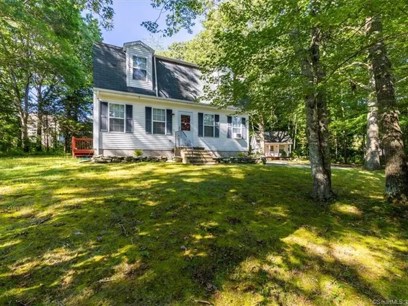 8 Pheasant Run Road, Stonington, CT 06378
