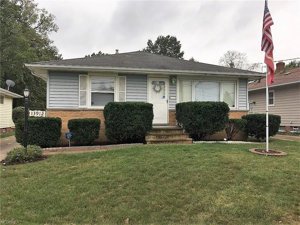 13912 Bangor Ave photo 1