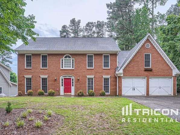 5483 Brookstone Dr NW